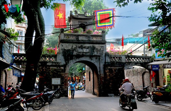 Les ouvrages architecturaux qui conservent l’histoire de Hanoi - ảnh 7